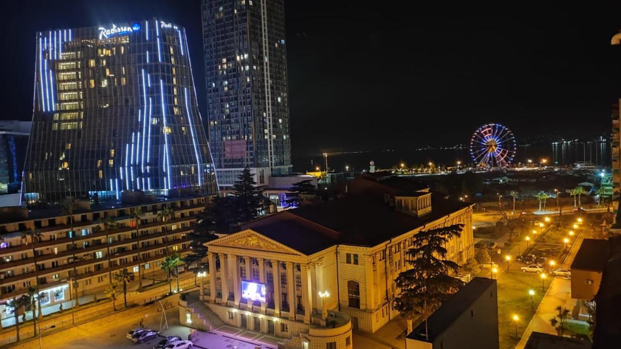 Apartment Boulevardside Batumi Exterior foto
